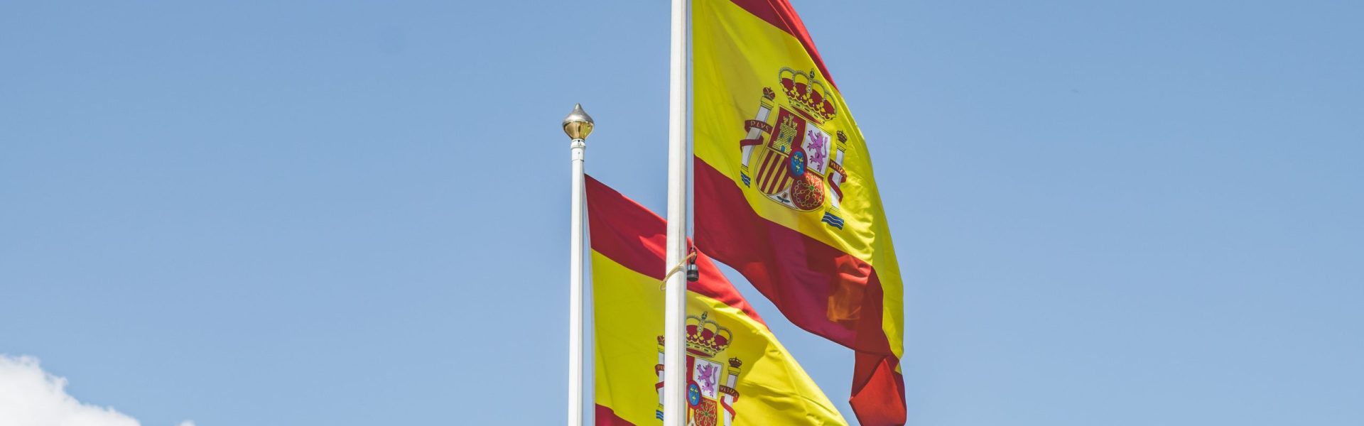bonjour_barcelona_spanish_flag